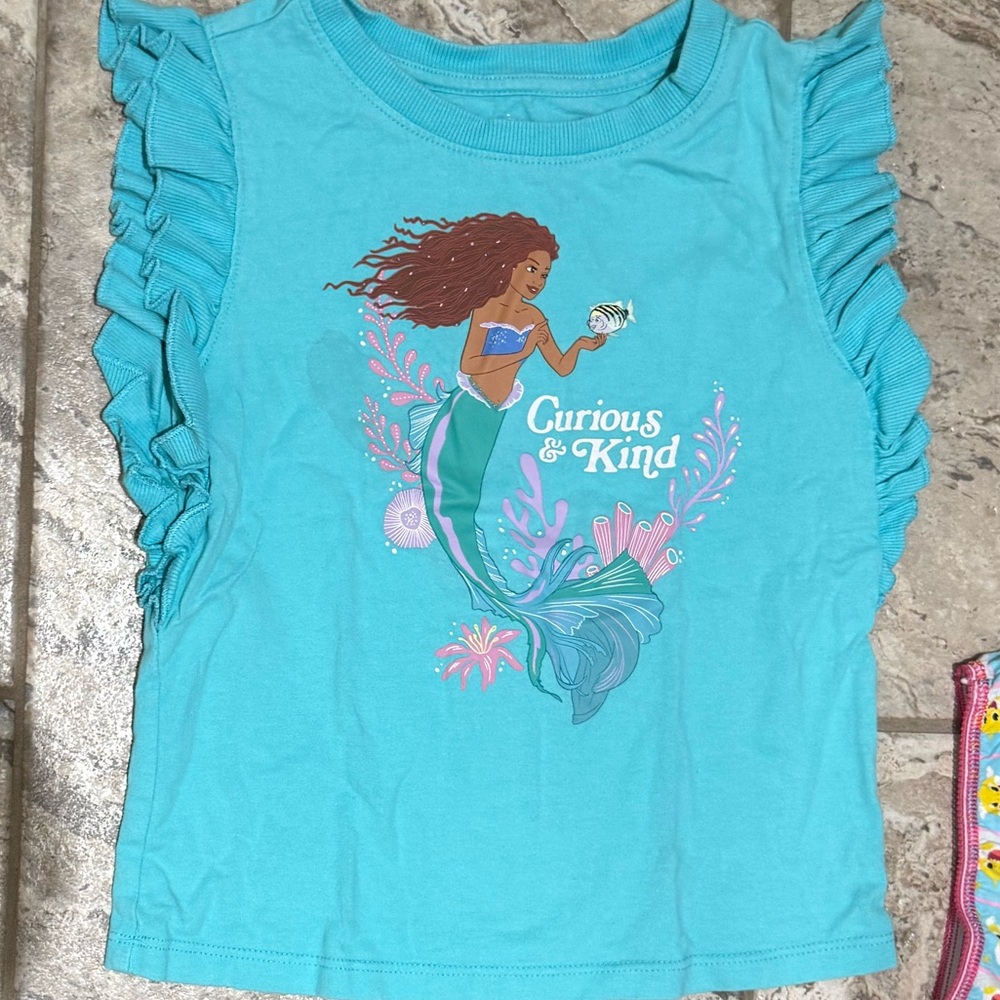 Used Size Small Disney Blue Mermaid Graphic Tee